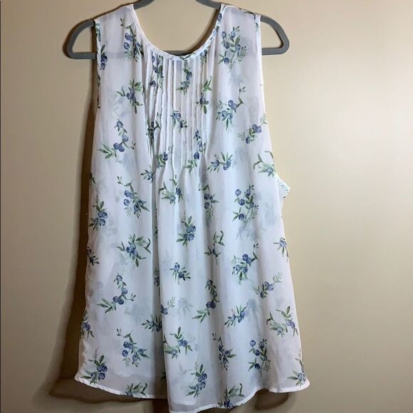 Torrid White Sheer Blueberry Print Tank Top - Picture 3 of 6